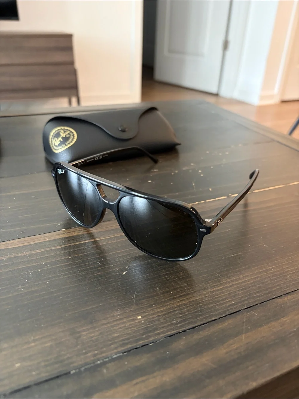 Ray-Ban leather look